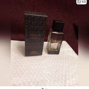 Vanilla noir cologne by bath and body works